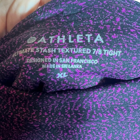 Athleta Ultimate Stash Textured 7/8 Tight, Purple Black Design, Size XL - Picture 3 of 9